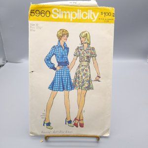 Vintage Sewing PATTERN Simplicity 5960, Misses 1973 Short Two Piece Dress